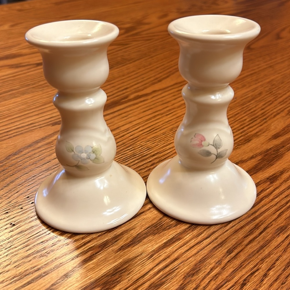 2 Stoneware Pfaltzgraff Tea Rose Remembrance Heirloom Candlestick Holders